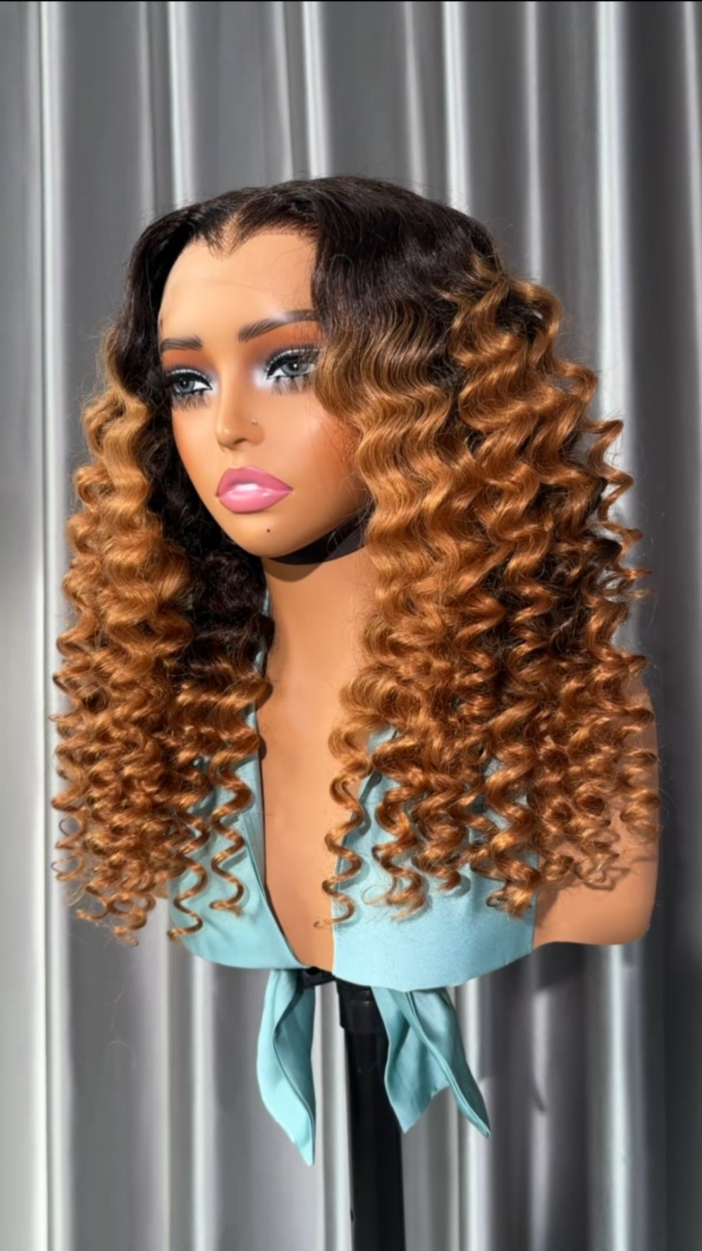 Dark Roots Bouncy Curls