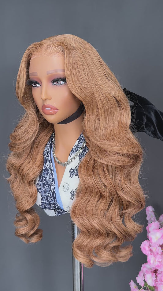 Brun Wavy ready to wear
